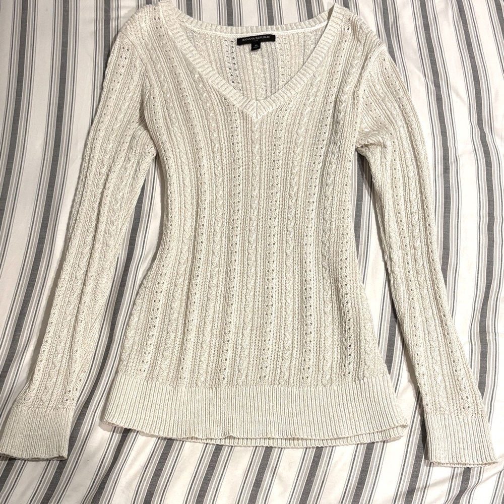 Banana Republic Cream V-Neck Sweater